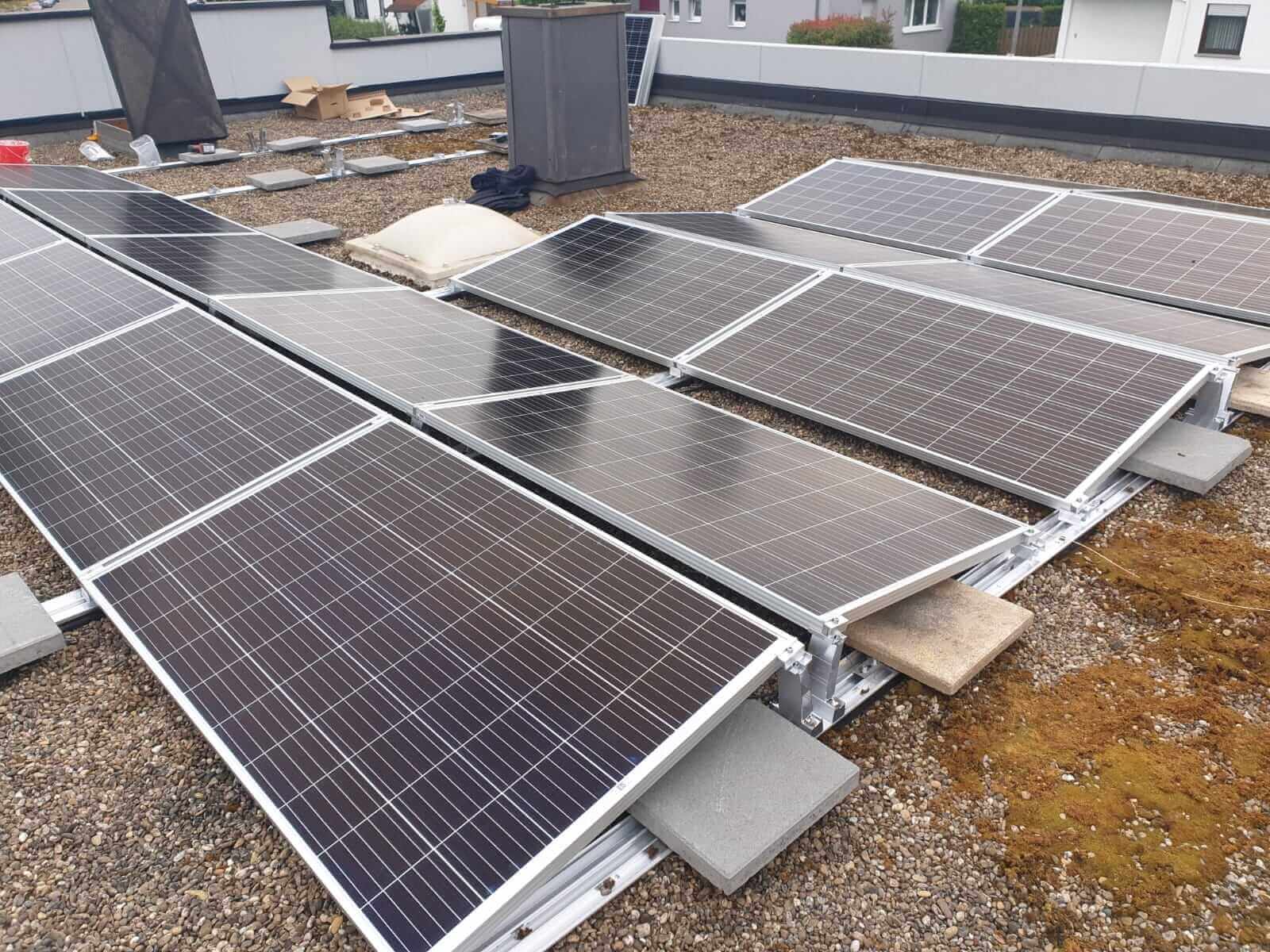 solaranlage-flachdachmontage-capso-firmendach-rastatt